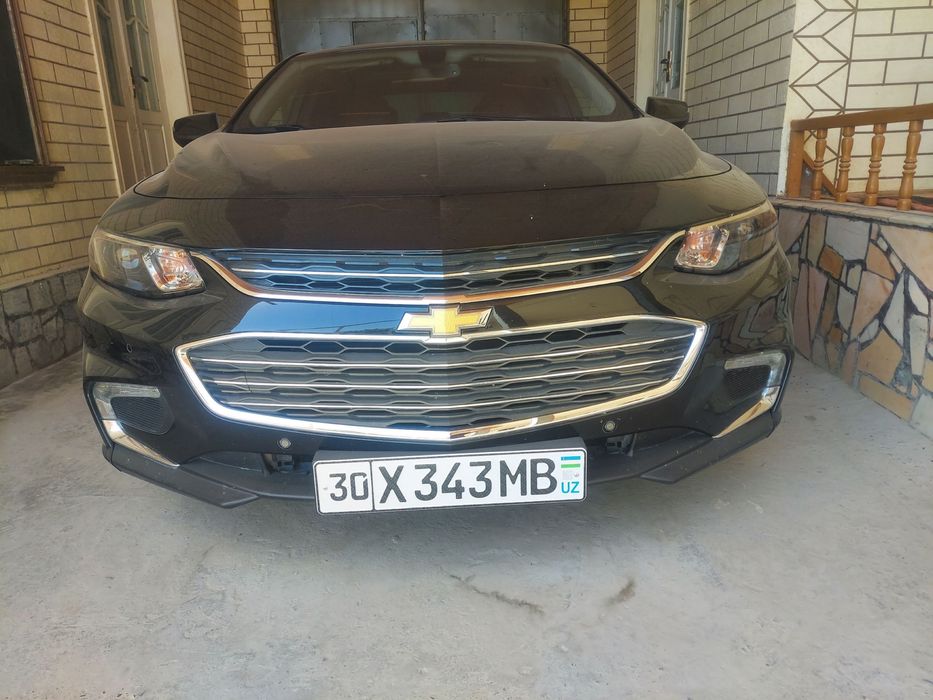 Malibu 2 oldi banfer premer oq qora ranglari bor