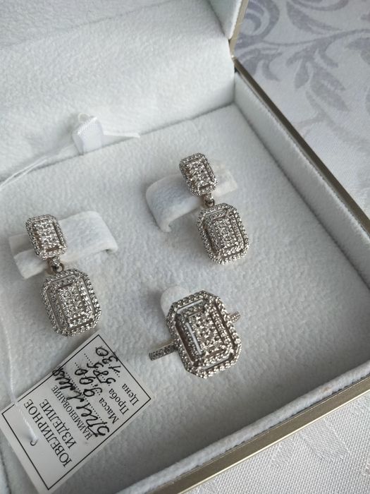 продам бриллиантовый набор