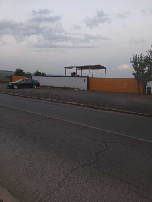 Дава се под наем Склад в с. Горни Богров, Област София-град - 600 кв.м за 1020 € - Снимка #3