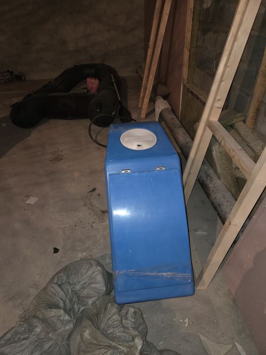 Фильтр для бассейна (Навесная фильтровальная станция)