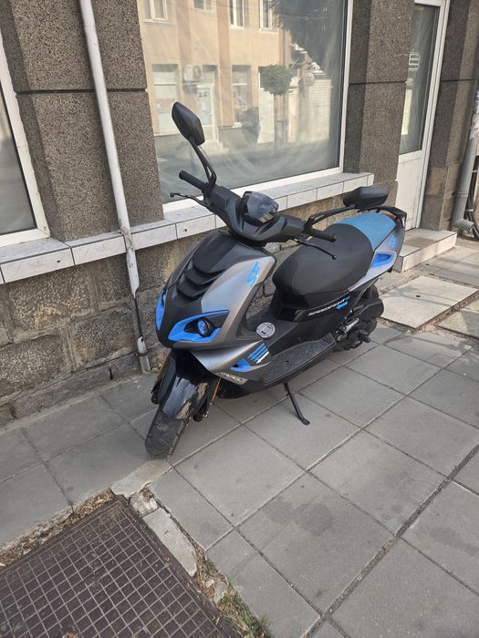 Скутер Peugeot 50сс