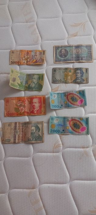 Vând bancnote vechi