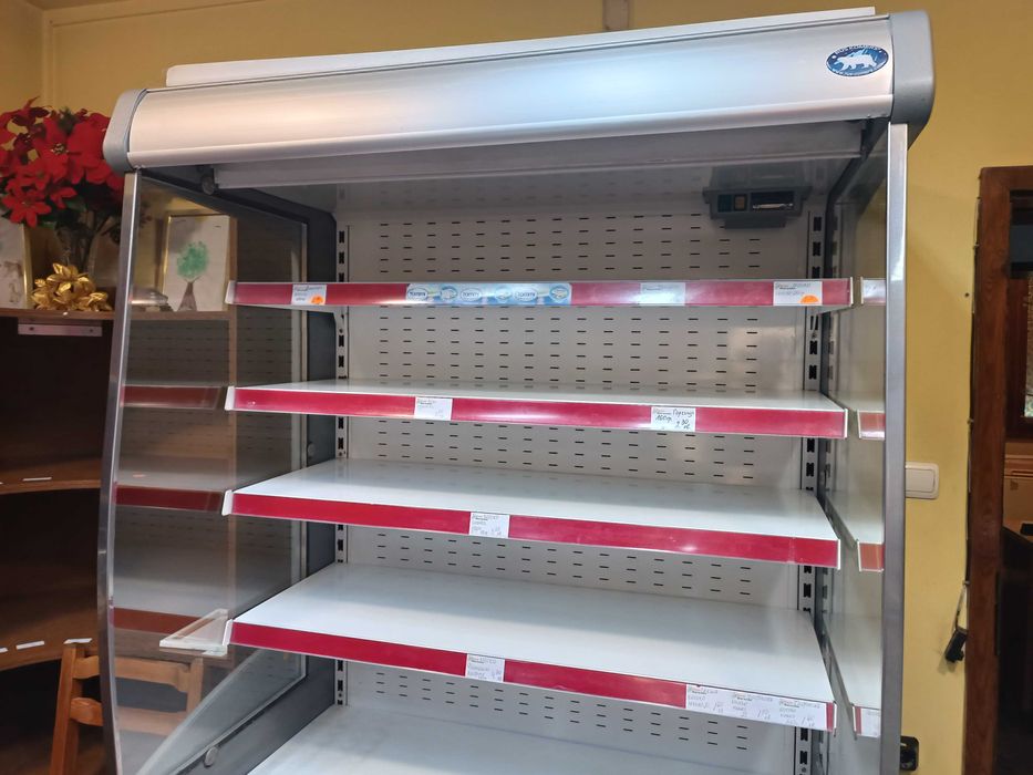 Отворена хладилна витрина  Rus Komers с размери 200х70х70см.