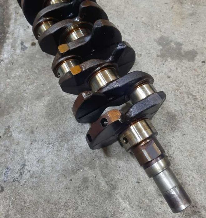 Коленвал поддон поршень шатун ГБЦ  Тойота Королла Карина Е 4А 7А-FE