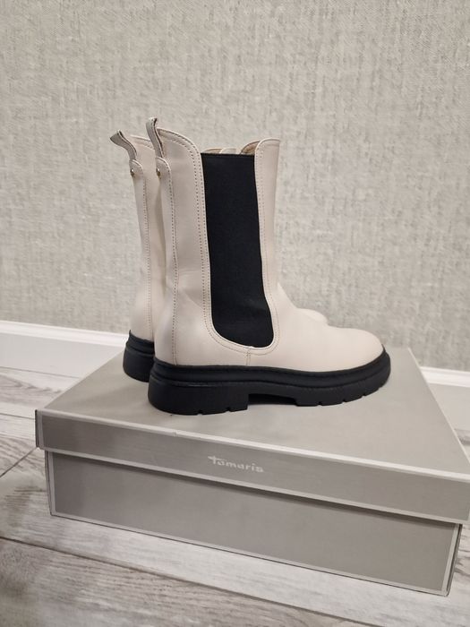 Демисезонные сапоги Челси