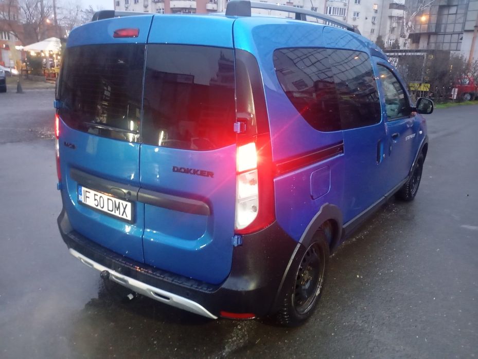 Vând Dacia Dokker Stepway