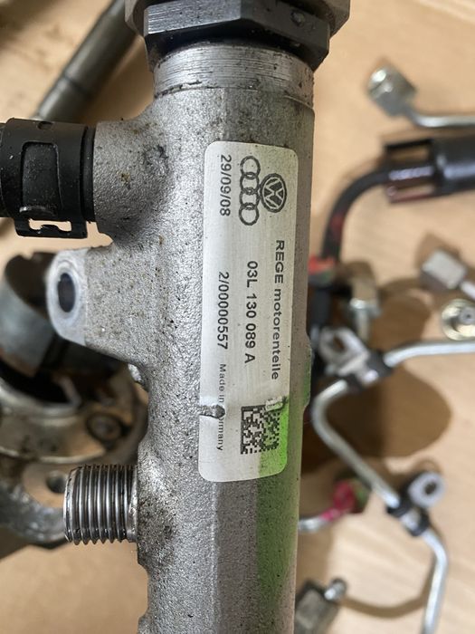 Kit injectie injector rampa pompa Audi VW 2.0 tdi CAG CAGA CBA CBB