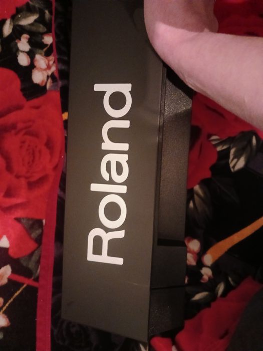 Синтезатор Roland FA08