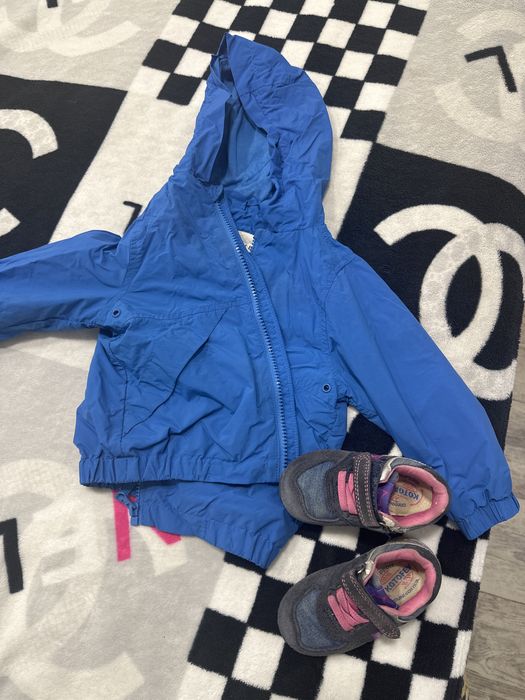 Ветровка и кросовки