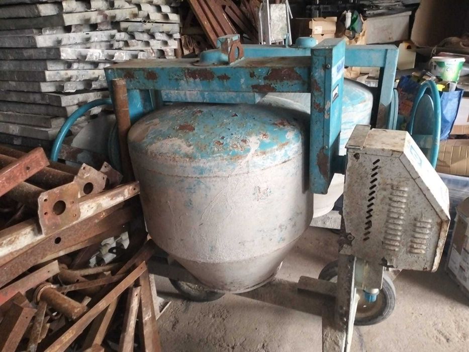 Betoniera silentiata si roaba pentru scripete