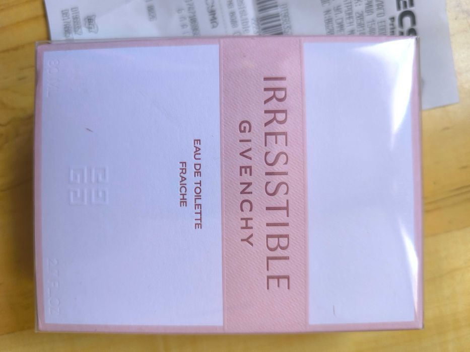 Givenchy Irresistible Eau de Toilette Fraiche 80 ml. Нов