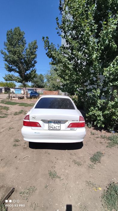 Митсубиси Диаманте.