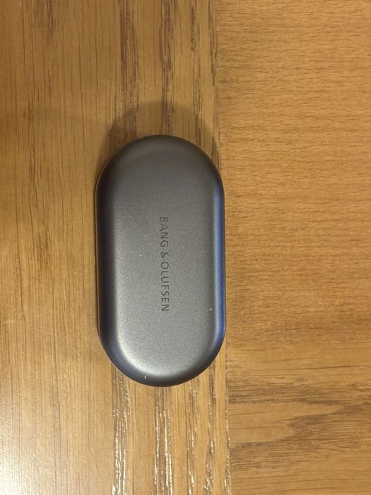 Bang & Olufsen Beoplay EQ- OTG