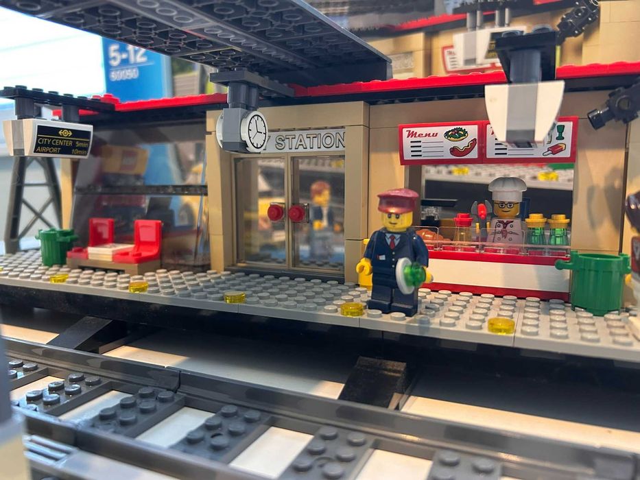 Lego CITY жп гара 60050