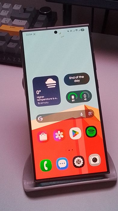 Обменяю Samsung S24 Ultra 12/256