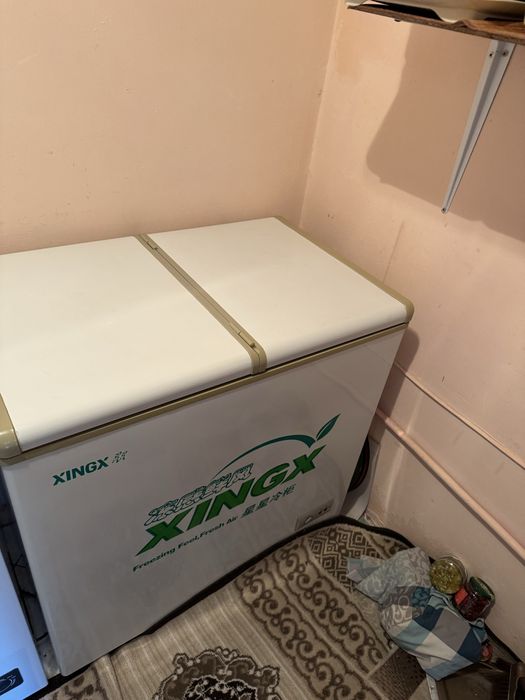 Продам морозильную камеру