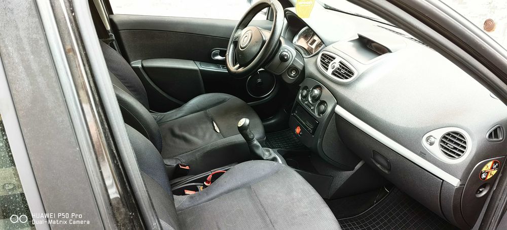 Renault clio 3 2007г 1.5dci климатик