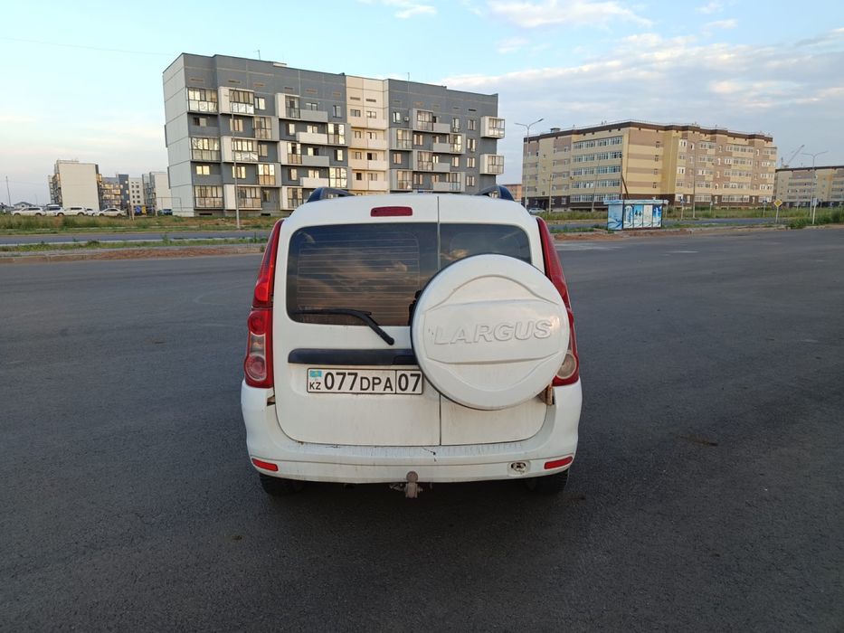 Продам Ларгус рено мотор газ-бензин