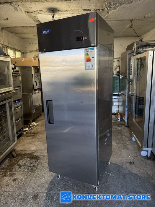 Вертикален фризер Atosa  670L
