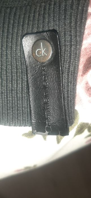Pulover Calvin Klein original marime M