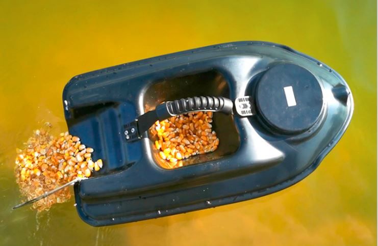 Лодка за Захранка Boatman actor, опция за GPS автопилот и Сонар