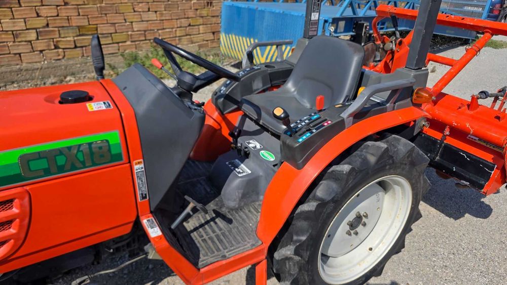 Японски трактор Kubota GB180 (Hitachi CTX18) с фреза, 4x4, 18 кс., АграБГ Джолев