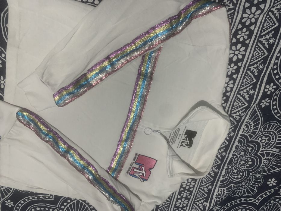 Дамски ватирани блузи