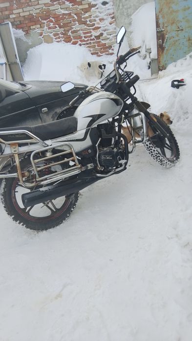 Продам мото 200 кубов