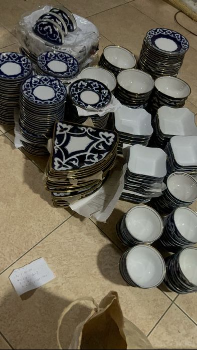 Чинни пахтагулли идишлар