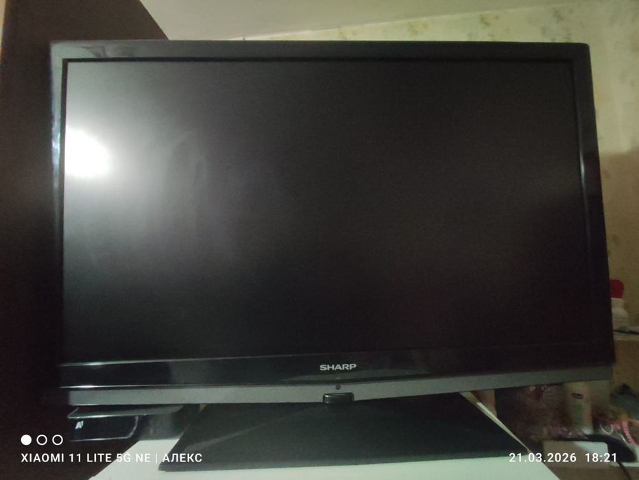 Телевизор      42"