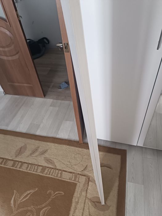 Продам пластиковый подоконики.