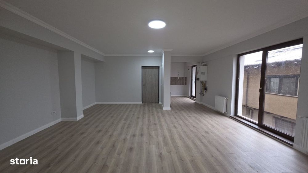 3 Camere Damaroaia bl nou