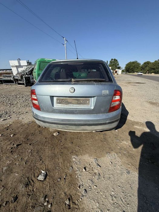 Шкода Фабия 1.4 бензин