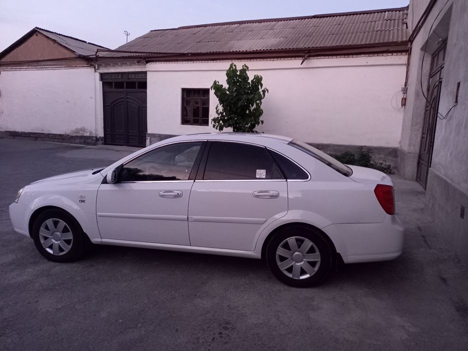 Chevrolet Lacetti 1 8 Р±РµР»С‹Р№