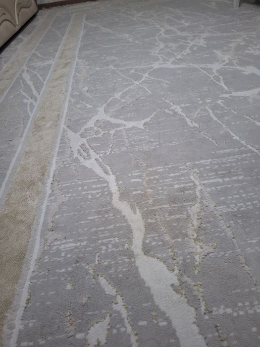 Продам ковёр 45000 тысяч