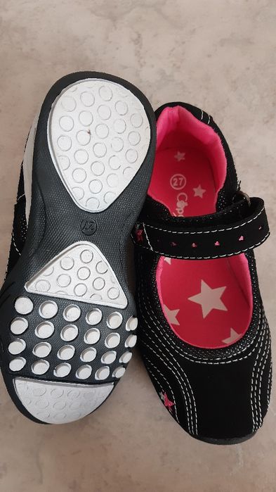 Продам детские сандали