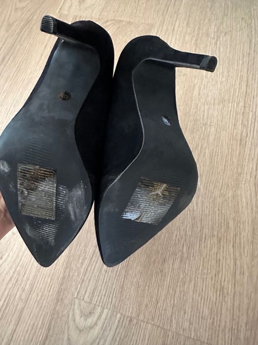 Чисто нови дамски обувки на висок той.Намалени!