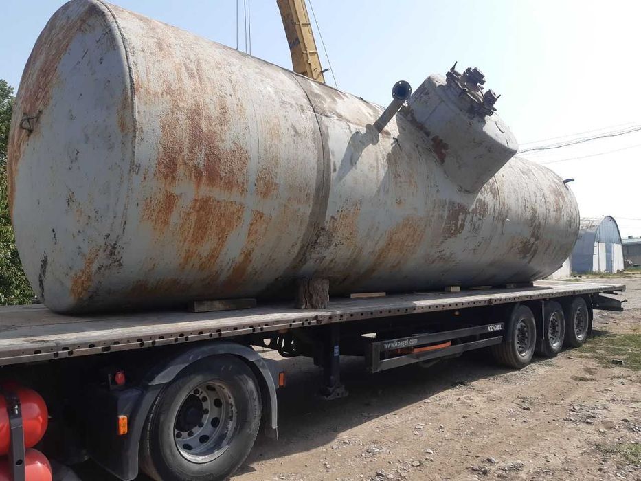 Продаётся цистерна вагонная 54 кубовая из под соляры. Звоните.