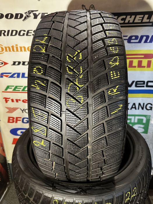 Set Complet 285/40 R22 110W XL | 325 35 R22 114Y XL Vredestein Wintrac Pro M+S Oferta