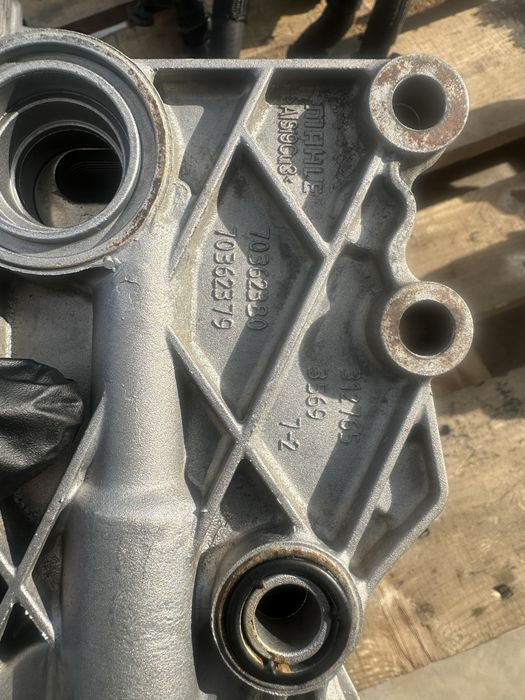 Vand carcasa filtru ulei / termoflot Mercedes 2.2 651 3.5 benzina / diesel