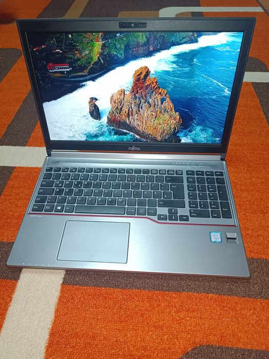 Fujitsu Lifebook E756 intel Core i5-6200u/16GB DDR4/250GB SSD