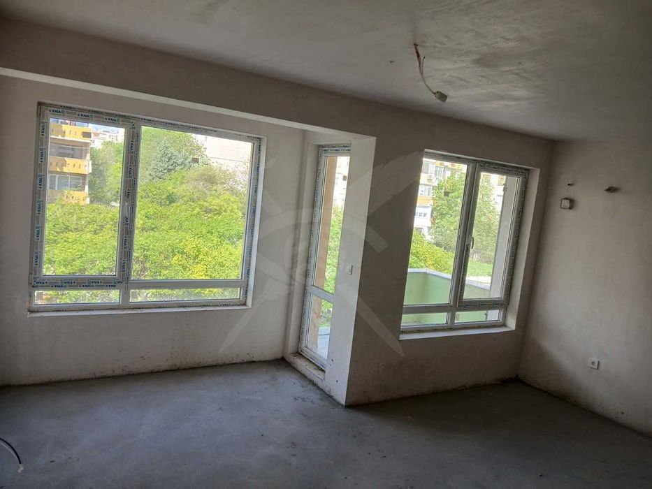 Продава се Едностаен апартамент в Пловдив, Южен - 50 кв.м за 1300 €/кв.м - Снимка #1