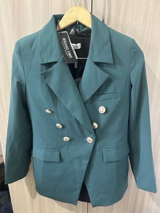 Продам новые пиджаки