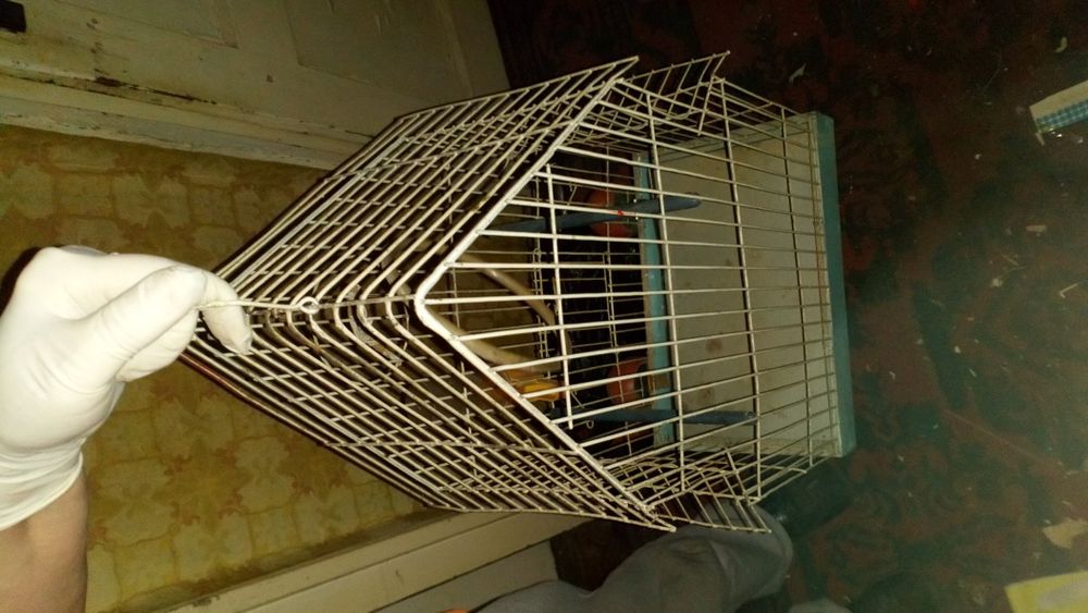 Клетка за Папагали,канарчета-всички принадлежности,дръжка за пренасяне