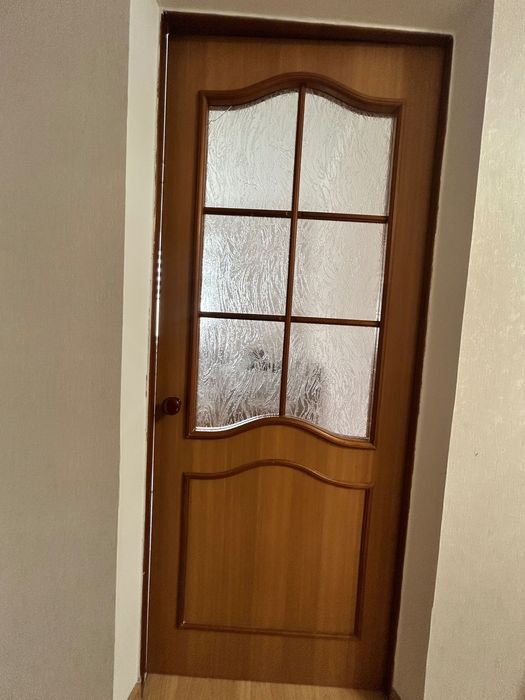 Продаются двери б/у
