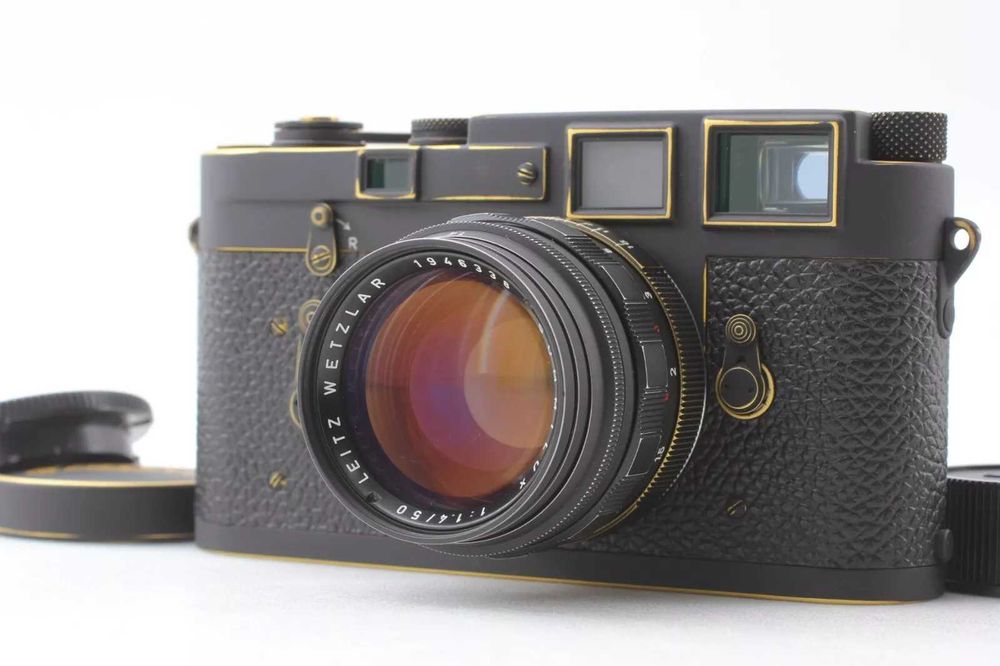 Рядък реставриран филмов фотоапарат Leica M3 35mm 50mm F1.4 обектив