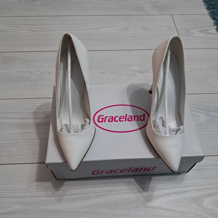 Pantofi stiletto masura 36