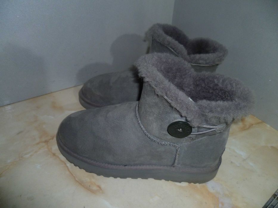 UGG оригинални ботуши №40