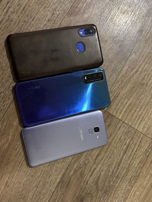 Продам телефоны на запчасти