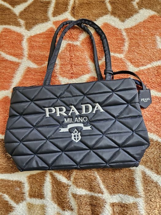 Нова дамска чанта